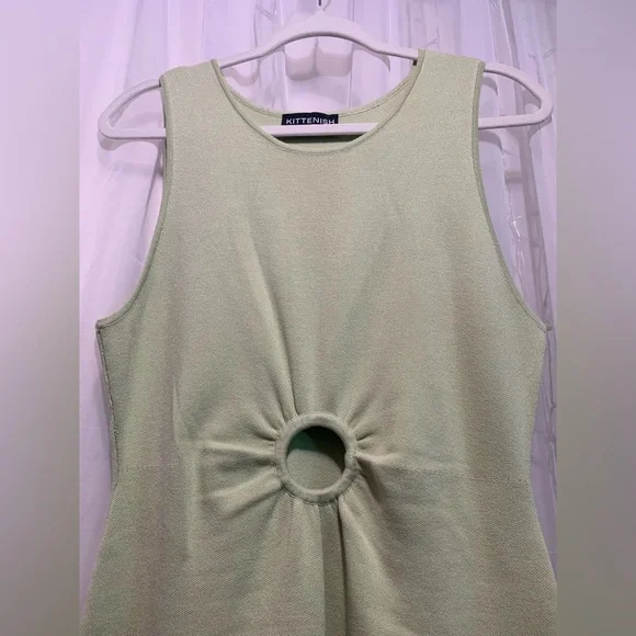 Kittenish Light Green Keyhole Dress - Picture 3 of 6